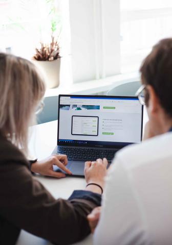 Book-an-Immigration-Case-Assessment-card