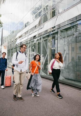 Key-benefits-of-using-a-relocation-provider-card