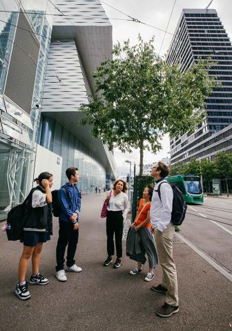 Out-of-the-bok-thinking-to-secure-ideal-housing-card